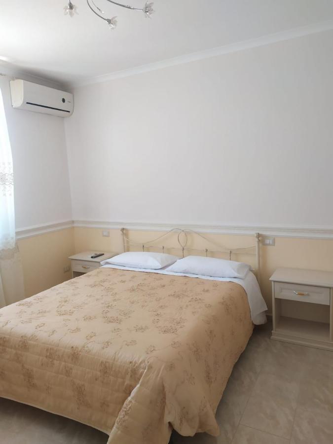 Bed and Breakfast L'Orto Del Vesuvio Di Laura Guidone Сан-Себастьяно-аль-Везувио Экстерьер фото